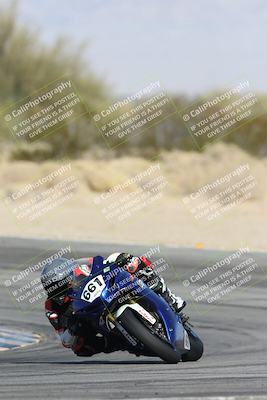 media/Dec-07-2025-CVMA (Sun) [[3e7d2de5dc]]/Race 8-Middleweight Shootout/